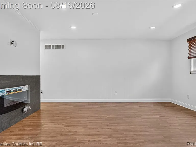 2834 Rossmoor Cir — Photo 15