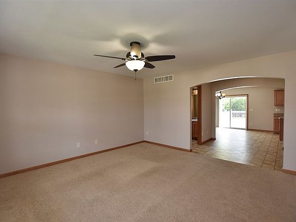 3rd image of 2618 Grassy Ln