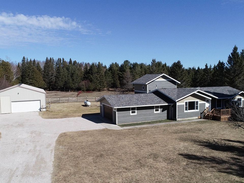 2724 Jackson Rd, Gulliver, MI 49840 Zillow
