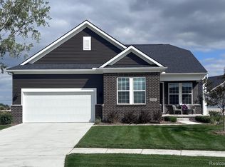 50632 Crusader Dr, Macomb, MI 48042