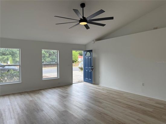 901 CASCADES PARK TRAIL, Deland, FL 32720