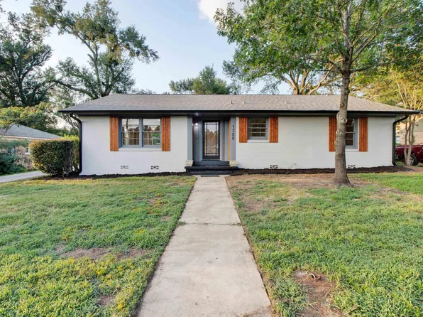 1300 Sunset Dr, Tyler, TX 75701