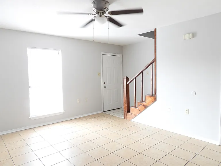 130 Magnolia Dr #16 — Photo 12