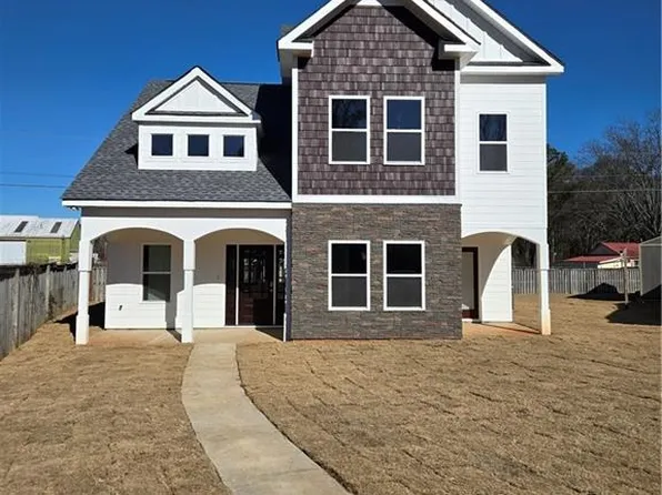 34 E Walnut St, Moulton, AL 35650