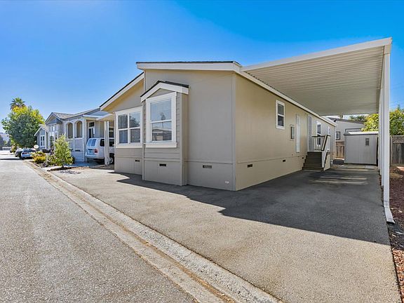 2nd image of 195 Blossom Hill Rd Lot 220