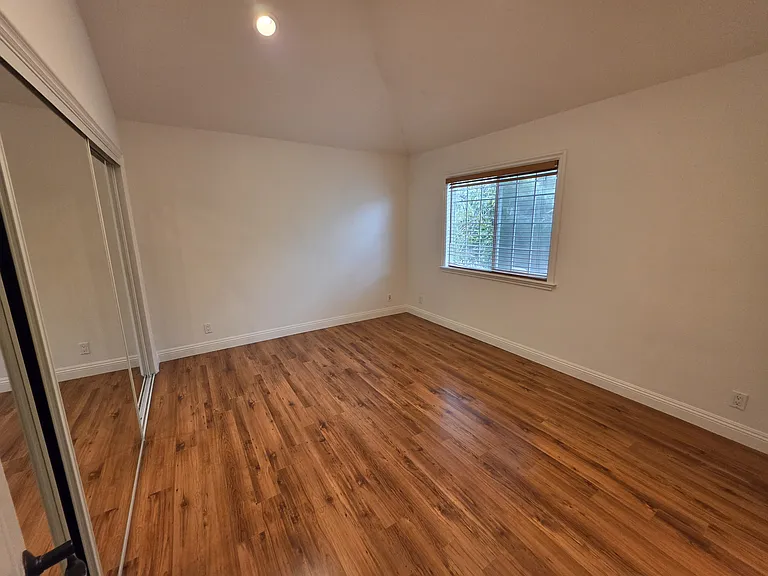 620 W Doran St #7 — Photo 19