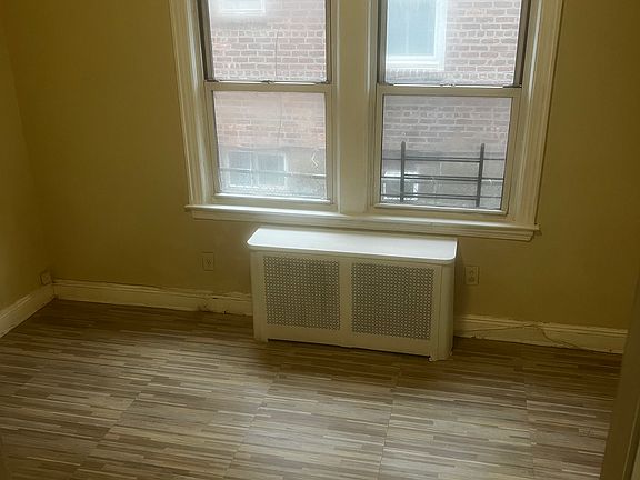 5th image of 118-44 202nd St