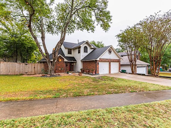 4th image of 2019 Ploverville Ln