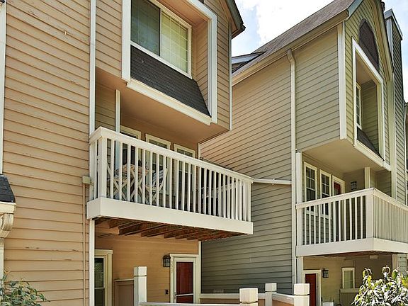 5th image of 5801 Inman Park Cir APT 320