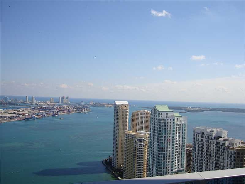 1st image of 200 Biscayne Blvd Wy #5101