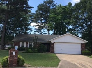 5 Jeffrey Cir, Wake Village, TX 75501