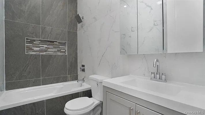 Sold by WW Realty Group | media 19