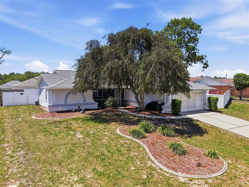 1st image of 2239 Armadillo Ave
