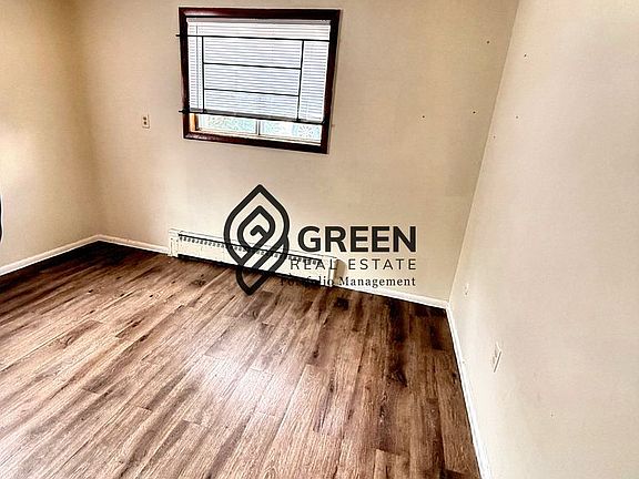 4th image of 450 S Dearborn Ave APT 4