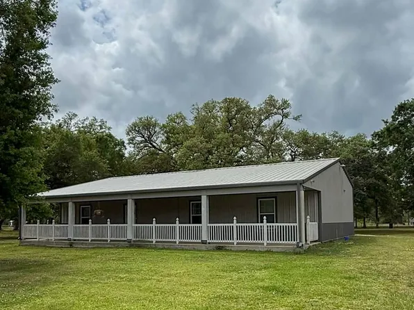 107 County Road 409, Sweeny, TX 77480