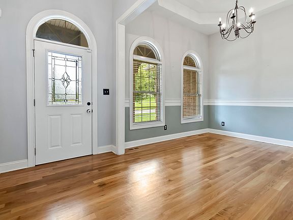 4th image of 513 Amster Woods Dr