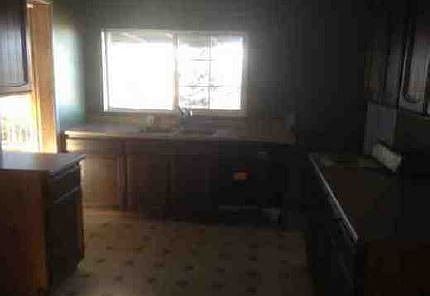 1st image of 904 W Grandview Ave