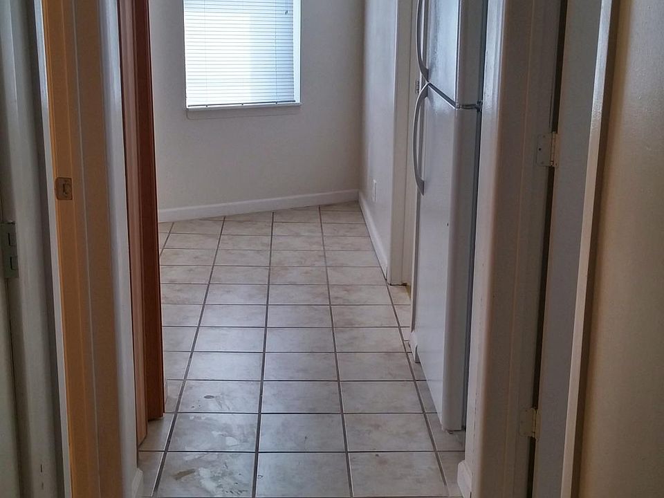 1st image of 213 Ashburton Ave