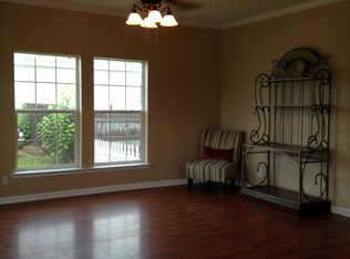 28489 Apple Blossom Ln, Ponchatoula, LA 70454