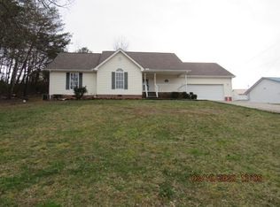 192 Abby Ln, Jacksboro, TN 37757