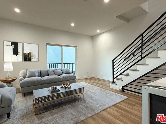 3rd image of 5340 Denny Ave