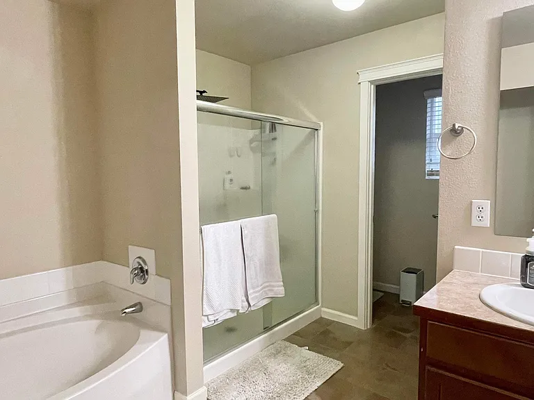 1616 Farina Loop SE — Photo 15