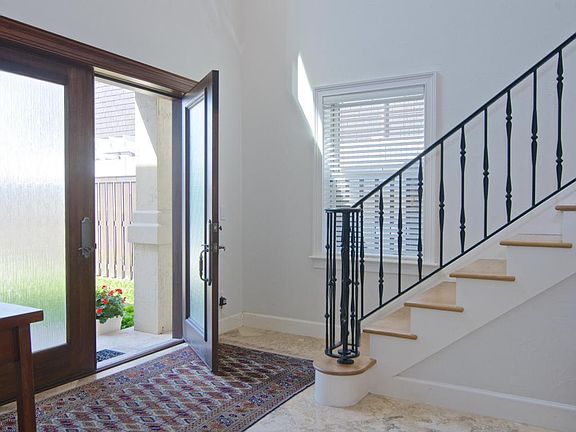 3rd image of 3100 Ocean Dr