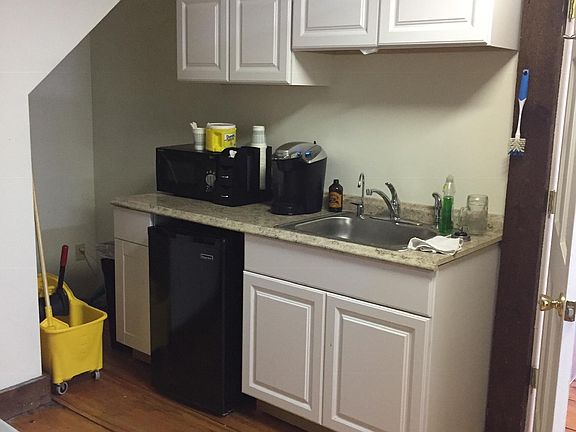 Kitchen sink