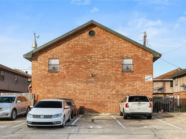 1653 Gary Ct, Gretna, LA 70056