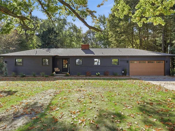 703 Herman Rd, Webster, NY 14580