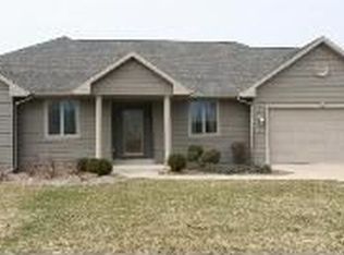 3335 Libby Ln, Green Bay, WI 54313