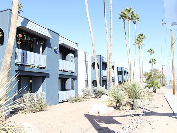 3rd image of 1201 N Alvernon Way APT 43