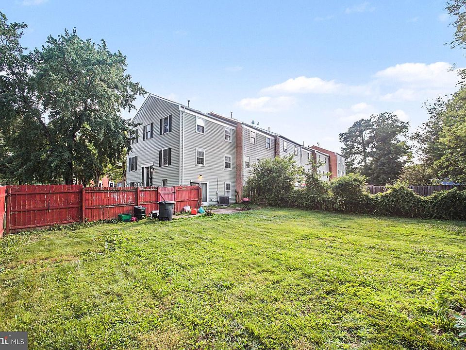 1st image of 10100 Tasker Dr