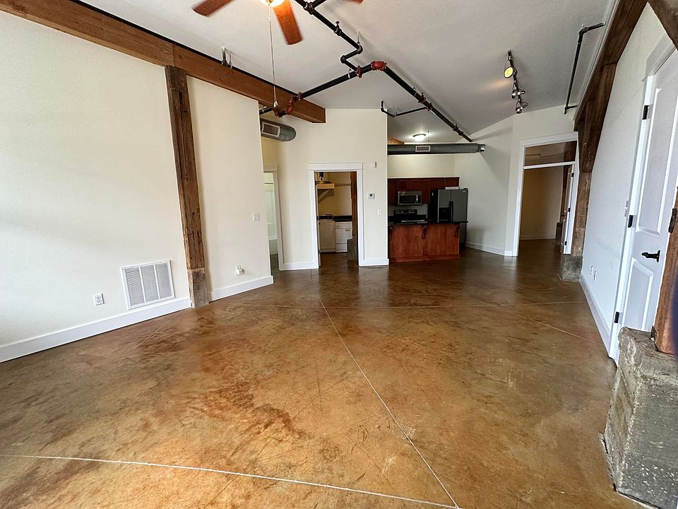 1st image of 505 Fay St APT 107