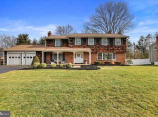 704 Briarwood Ct, Yardley, PA 19067