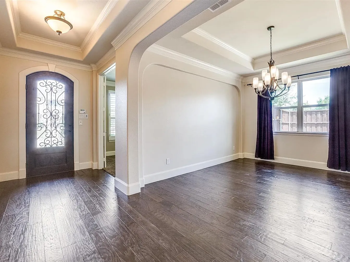 4 bed, 2633 sqft, $2,750 — Photo 3
