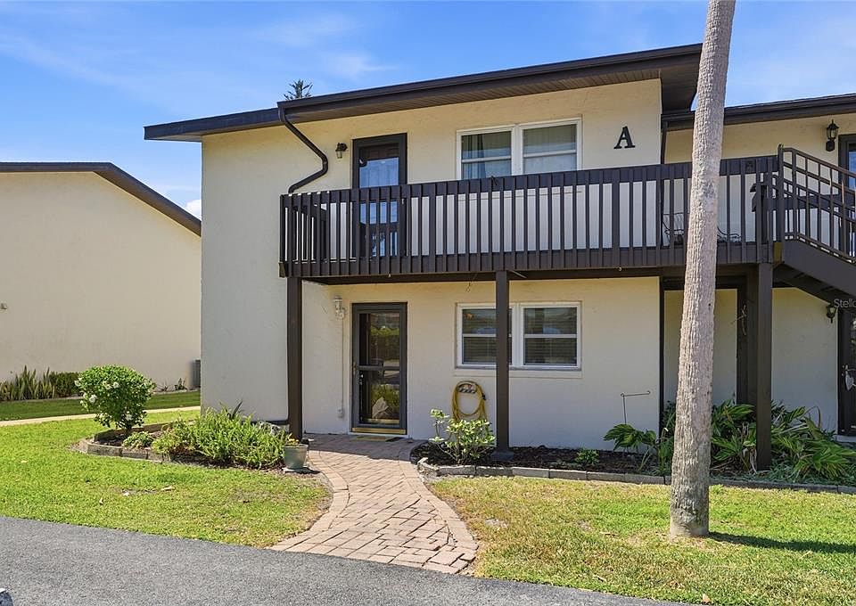 1st image of 900 AVENUE Z SE #A1
