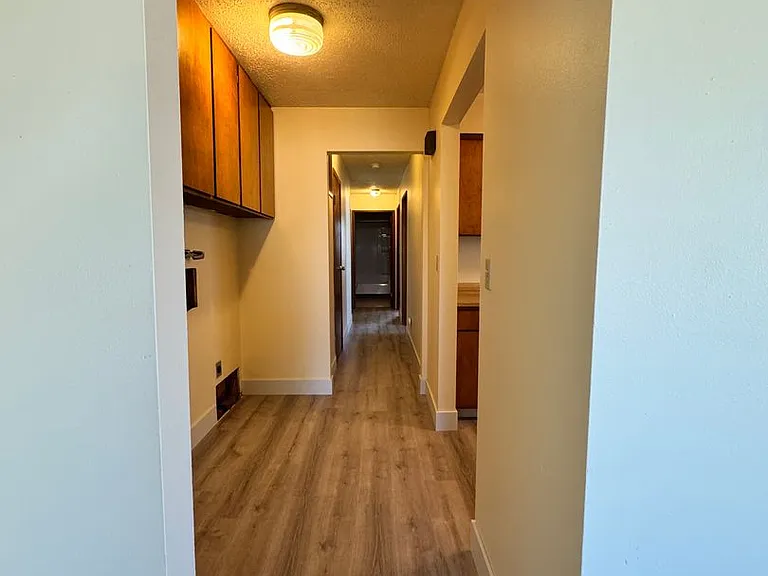 1606 S 1st Ave — Photo 8