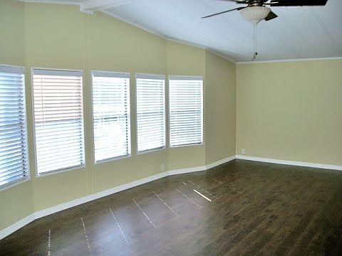 2nd image of 150 Las Palmas Blvd