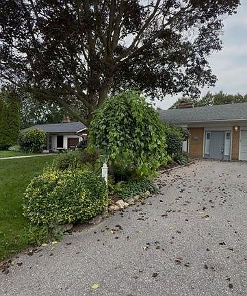 3rd image of 177 Island Rd #Basement
