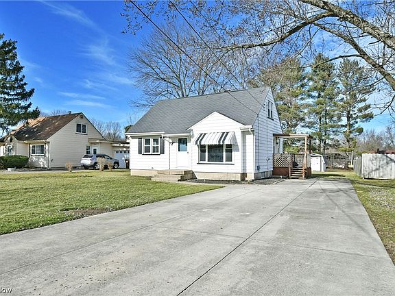 2nd image of 244 Eldon Dr NW