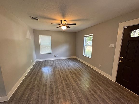 2nd image of 1040 N 33rd St