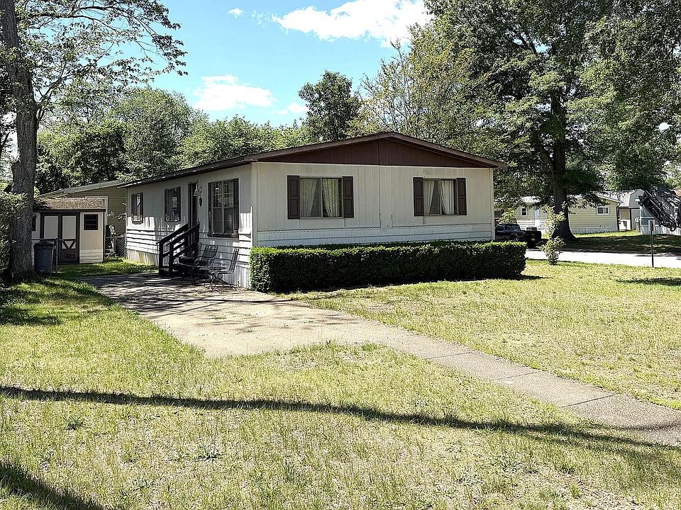 1st image of 1505 Flanders Ln Trailer A