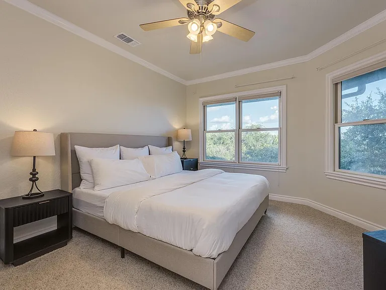 813 Moonlight Bay Dr — Photo 23