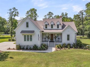 7878 Gull Bay Dr, Awendaw, SC 29429
