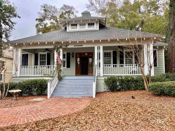 5 Moss Oak Ct, Fairhope, AL 36532