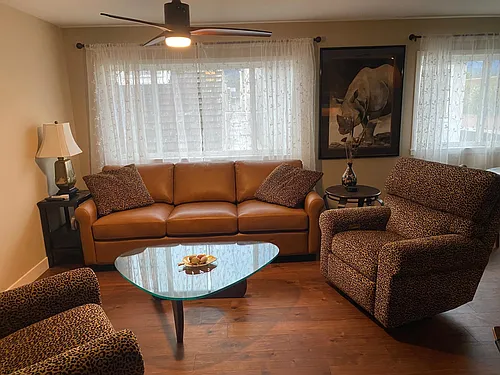 126 Ash Ave Photo 1