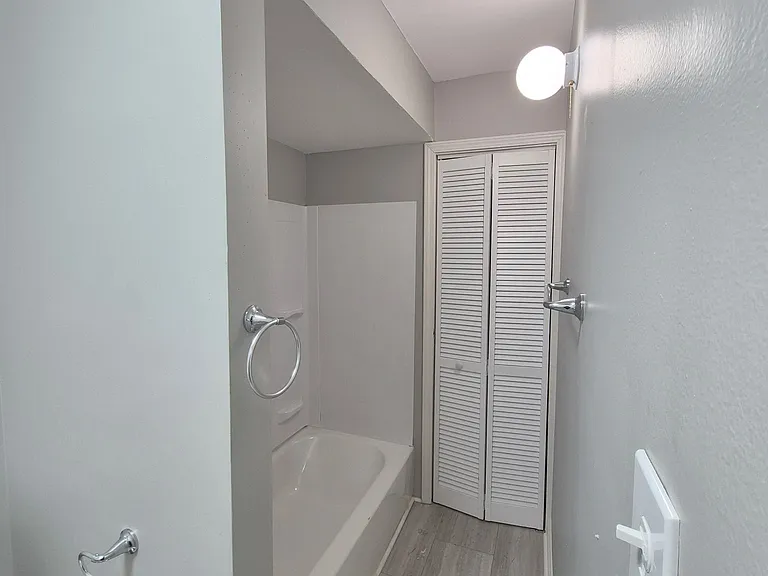 2815 West Harrison — Photo 16