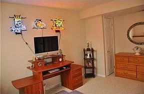 4th image of 1232 NE Cardinal Dr