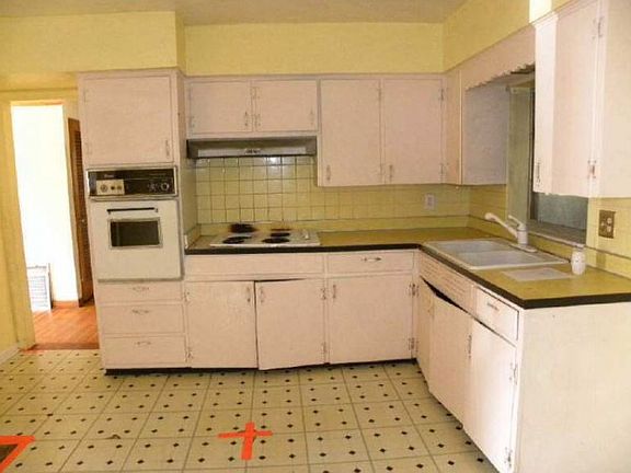 2nd image of 1501 Stevens Ave